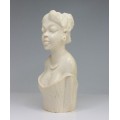 distins bust de dama africana. scuptura in fildes. Nigeria